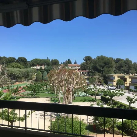 Lägenhet Studio,proche Mer Et Commerces,tennis,piscine Dans